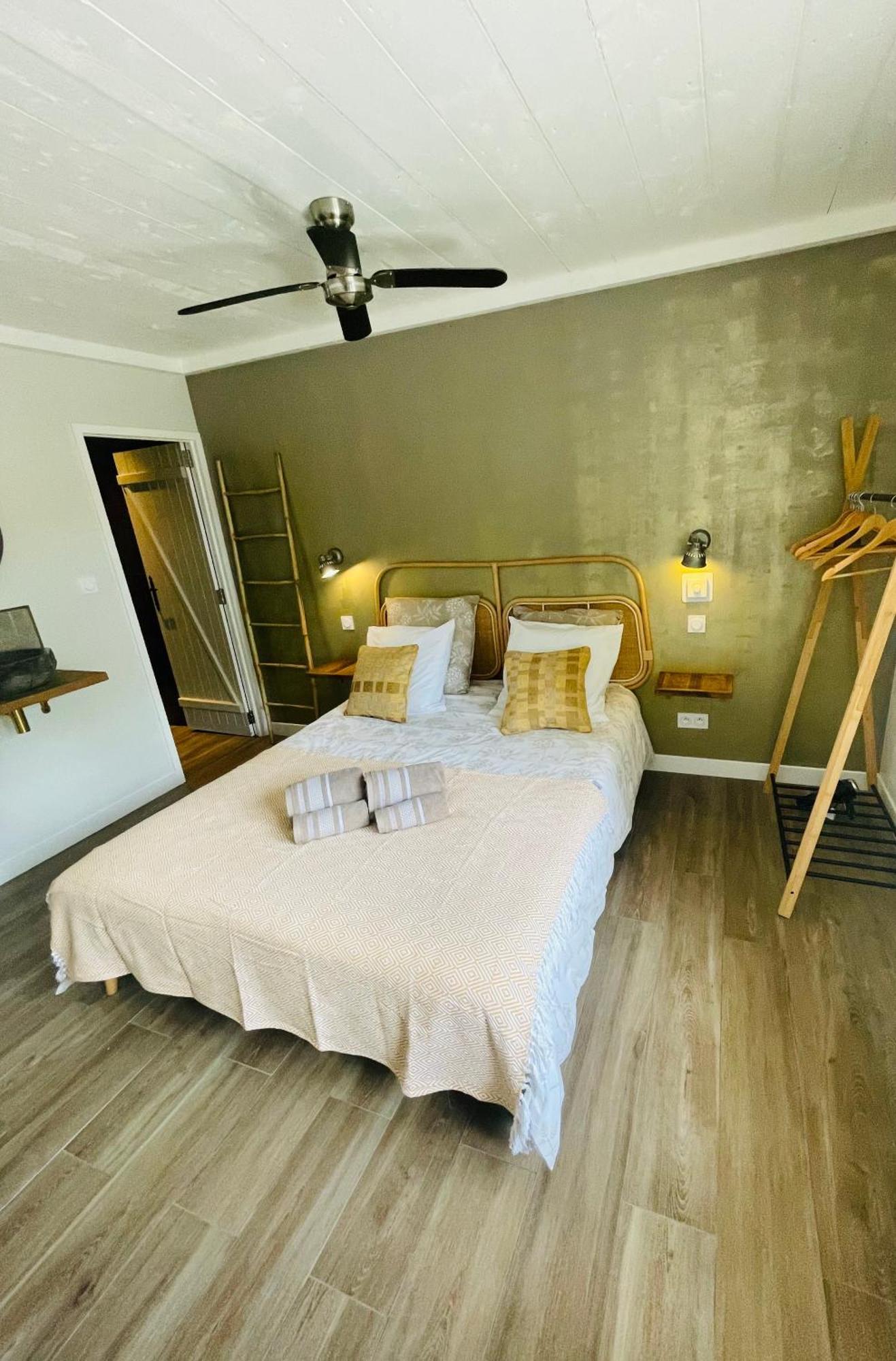 Les Ecuries - 3 Bedroom Gite With Plunge Pool Near Narbonne & The Canal Du Midi Saint-Nazaire-d'Aude Exterior photo